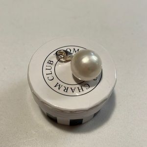 Thomas Sabo big pearl charm